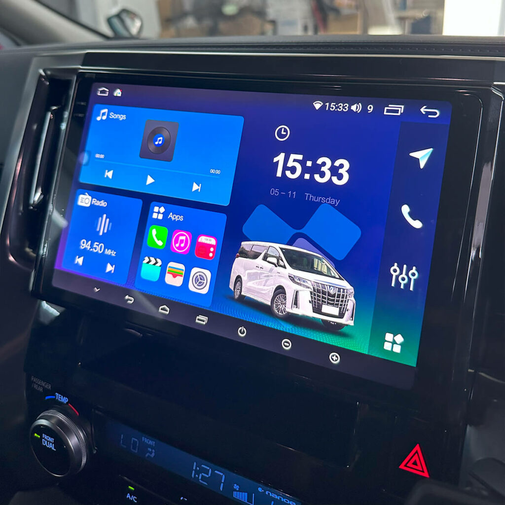 Audio system upgrade with Apple CarPlay & Android Auto